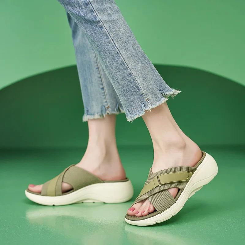 Sandales orthopédiques femme légères à lanières croisées à la mode Confort Orthopédique