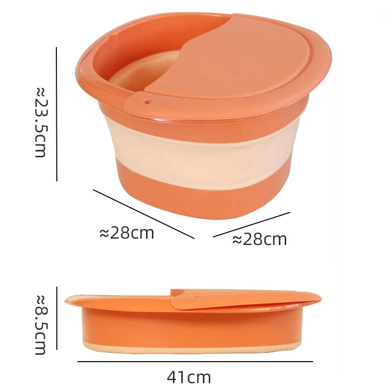 Bain de pied pliable et portable de couleur orange, vue de profil, montrant ses dimensions et son couvercle ajusté.
