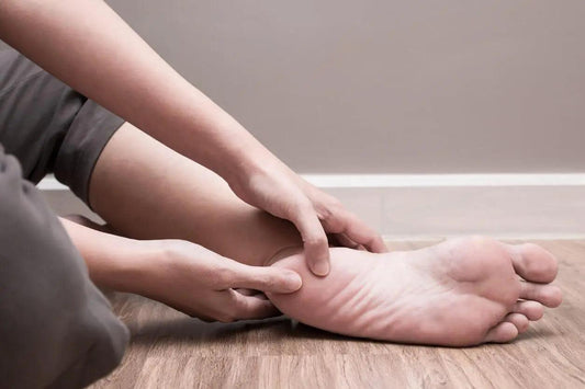 Comment traiter la fasciite plantaire - Confort Orthopédique