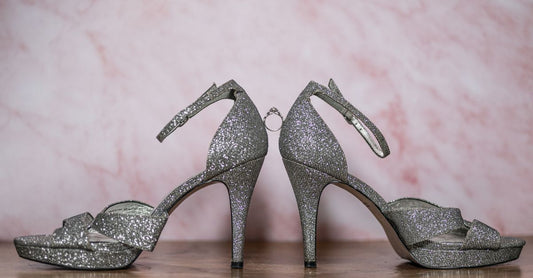 Comment choisir des claquettes orthopédiques pour femmes : confort et style réunis