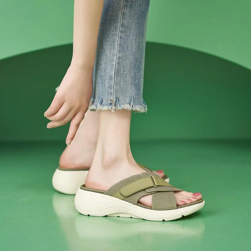 Sandales orthopédiques femme légères à lanières croisées à la mode Confort Orthopédique