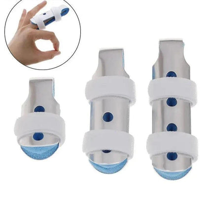 Attelle auriculaire – attelle ergonomique en mesh bleu et blanc, portée sur l'oreille, offrant confort et style au quotidien.