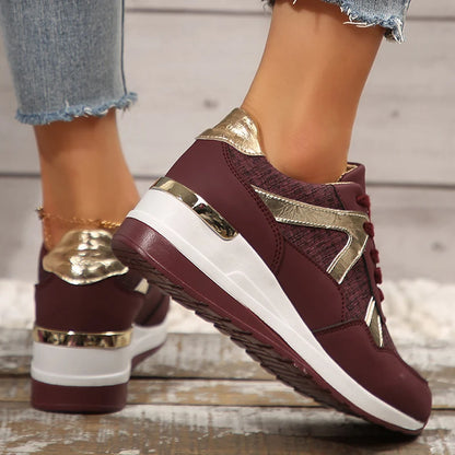 Basket orthopédique femme - Sneakers confortables à semelle épaisse non, vue arrière avec détail doré et semelle blanche, couleur bordeaux.