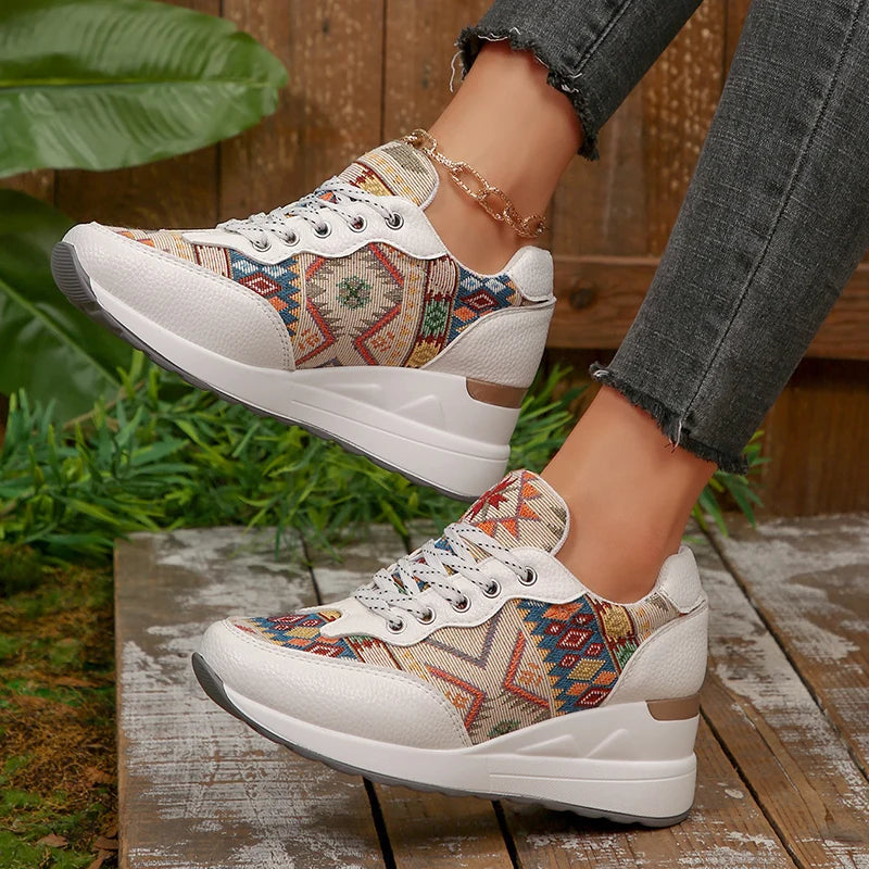 Basket orthopédique femme - Sneakers compensées légères à motif géométrique – vue produit 4