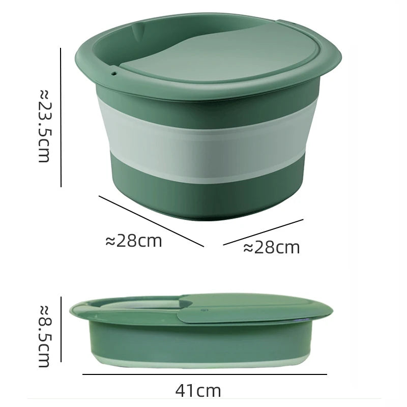 Bain de pied pliable et portable de couleur verte, vue de dessus, montrant ses dimensions et son couvercle ajusté.