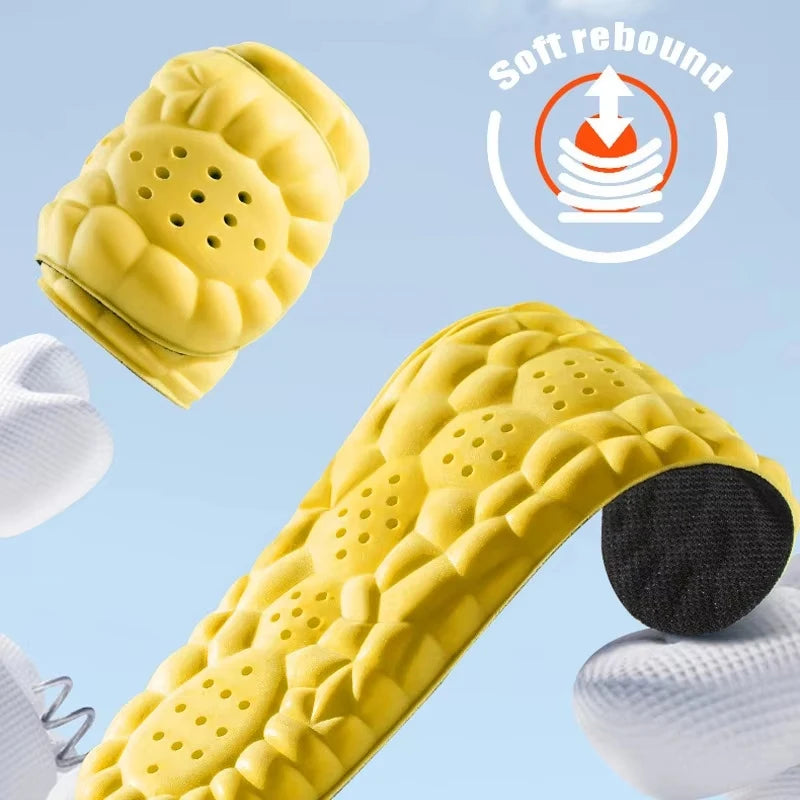 Collection Mode - Semelles orthopédiques respirantes avec absorption des – détail de la texture en relief et des perforations pour la respirabilité