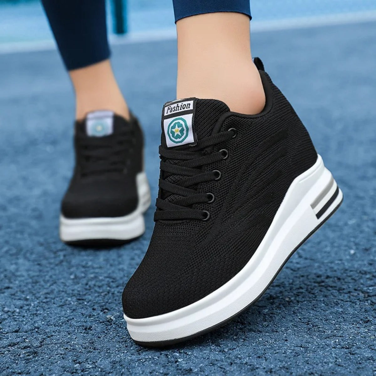 Basket femme avec talon - 36 / Noir