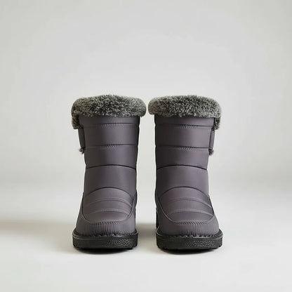 Bottines de Neige Femme : Élégance et Performance Hivernale – vue arrière avec doublure en fourrure grise et design imperméable