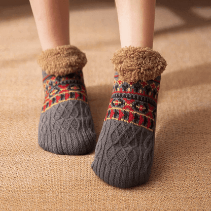 CHAUSSONS ORTHOPÉDIQUES FEMME AVEC DÉCORATION