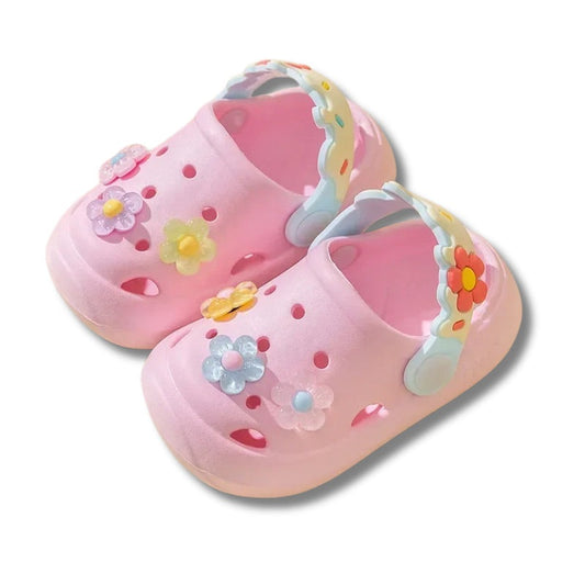 Claquette enfant - Modèle Flowers – claquettes roses avec motifs floraux colorés et sangle décorative, en mesh respirant.