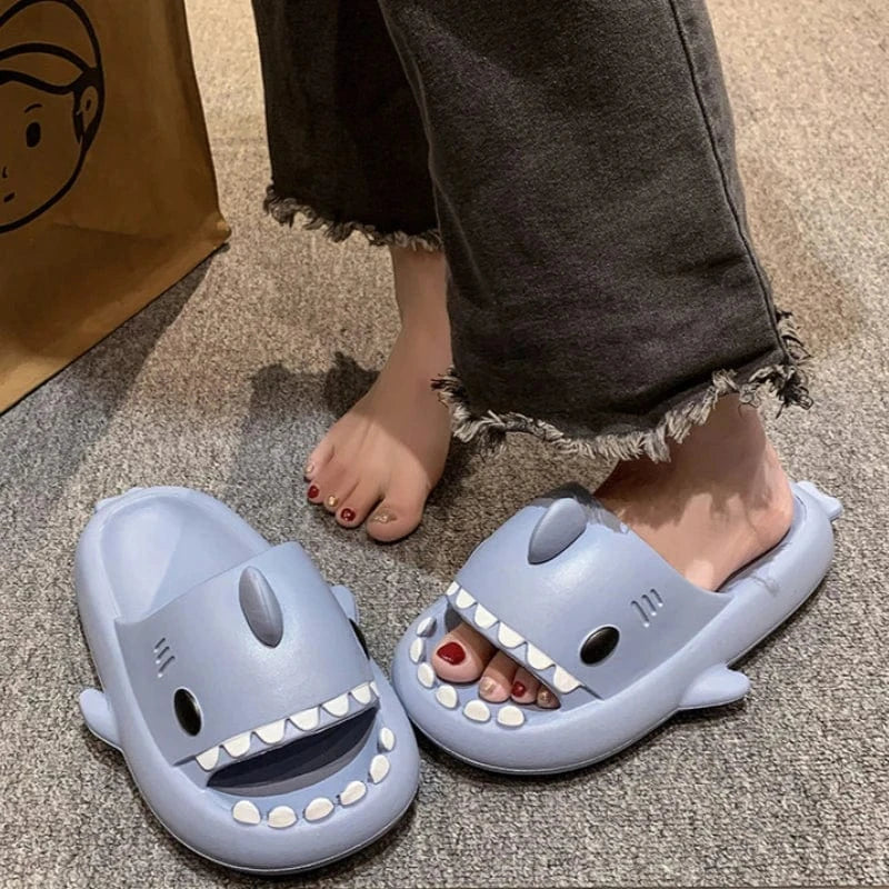 Tongs Orthopédiques en Forme de Requin pour Homme - Gris / 32-33